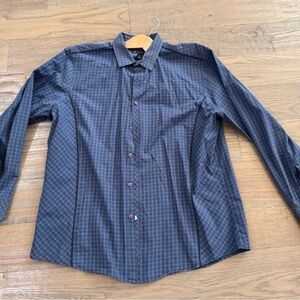 Men's Black and blue botton down long sleeved shirt